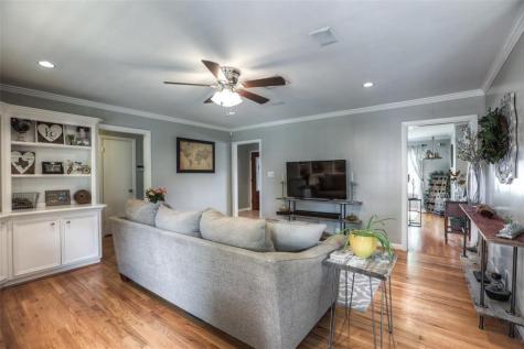 6222 Lindyann Lane Houston TX 77008
