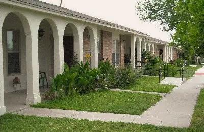 2300 Alamo Street Zapata TX 78076