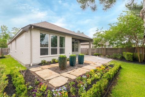 426 Lake Day Drive Conroe TX 77304