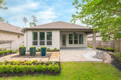 426 Lake Day Drive Conroe TX 77304