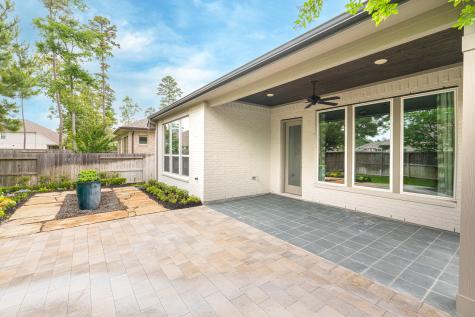 426 Lake Day Drive Conroe TX 77304