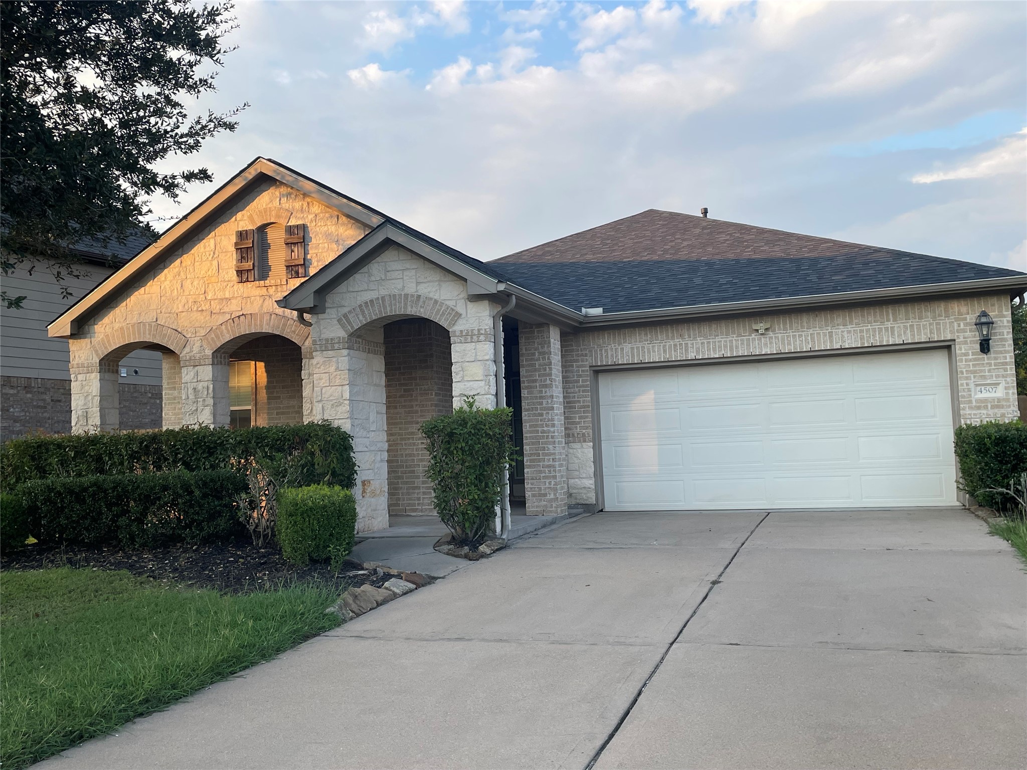 4507 Montcliff Bend Lane Sugar Land TX 77479