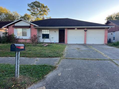 3723 Green Meadows Street Pasadena TX 77505