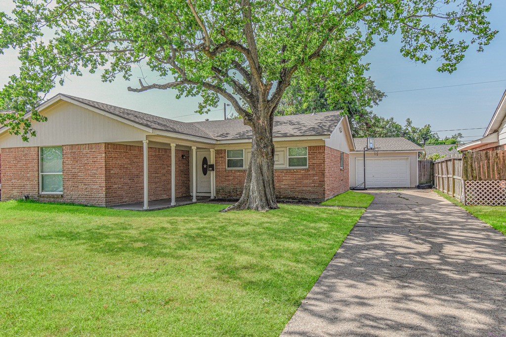 1125 Alice Lane Deer Park TX 77536