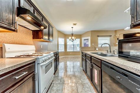 8314 Spruce Lane Baytown TX 77523