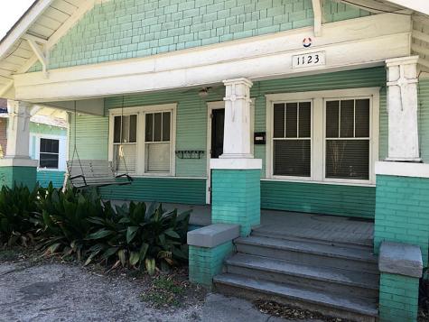 1123 Welch Street Houston TX 77006