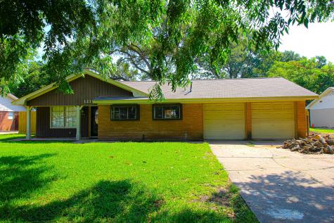 1219 Crestmont Street Wharton TX 77488
