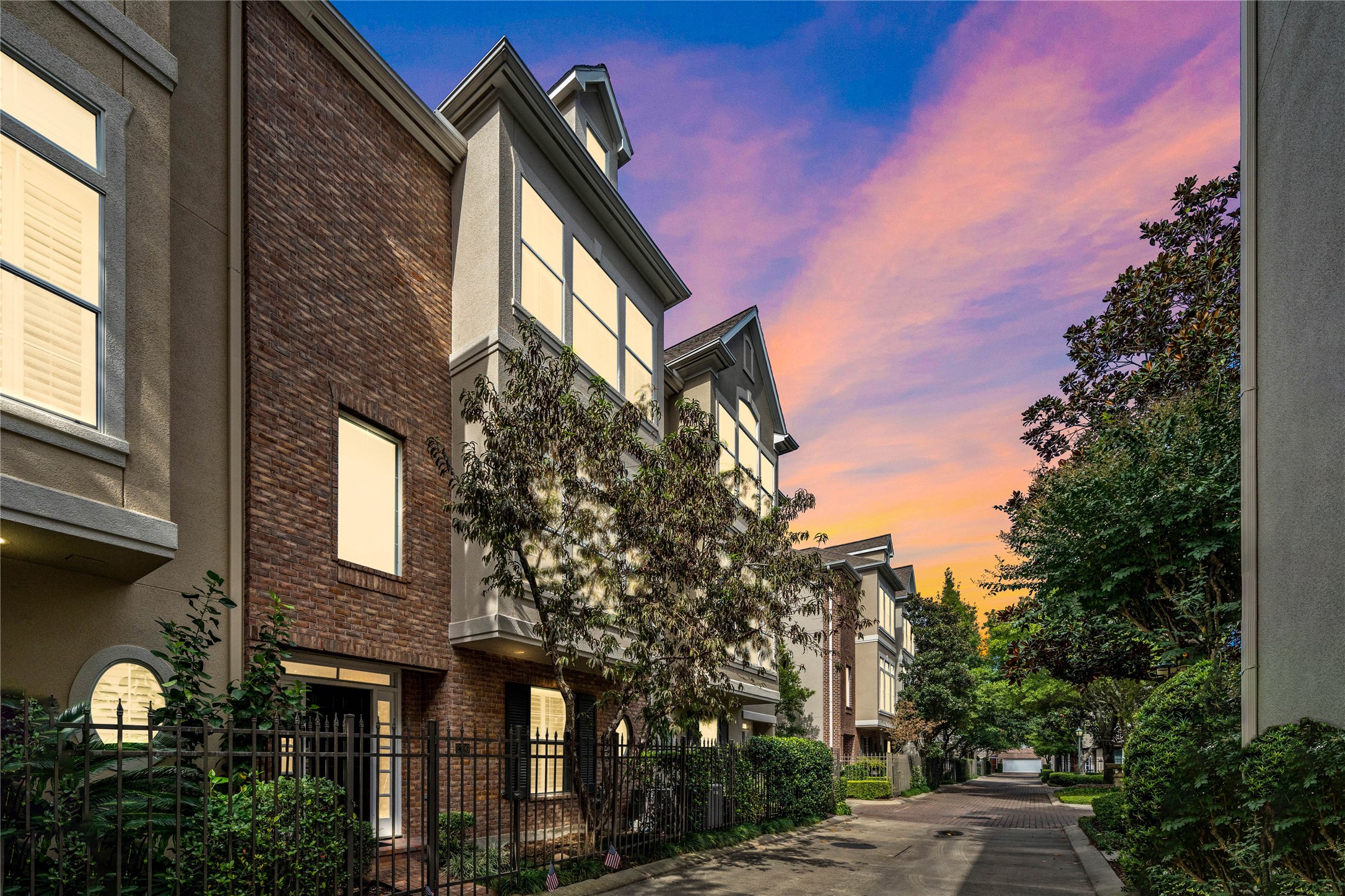 2196 Bancroft Street Houston TX 77027