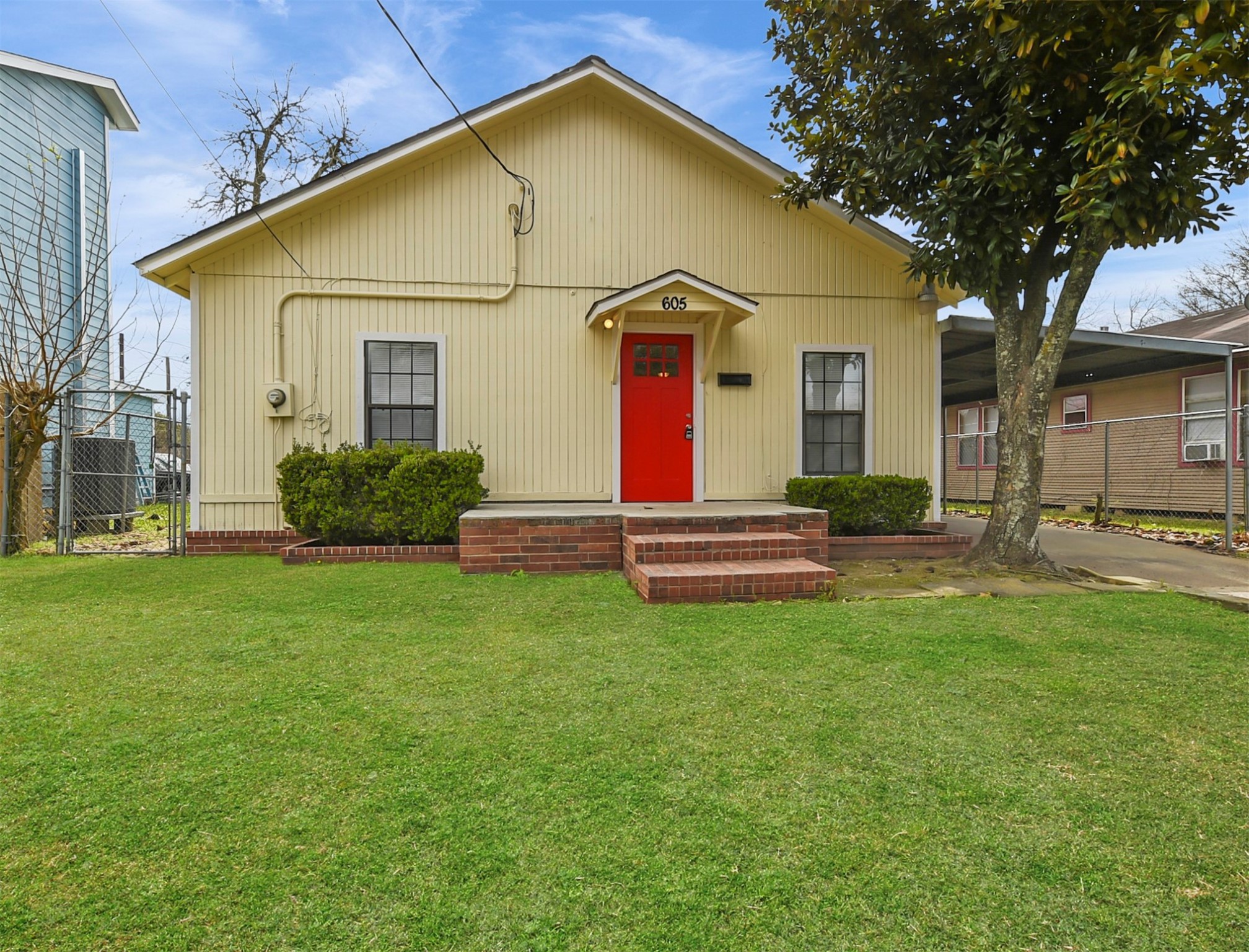 605 W Cleveland Street Baytown TX 77520
