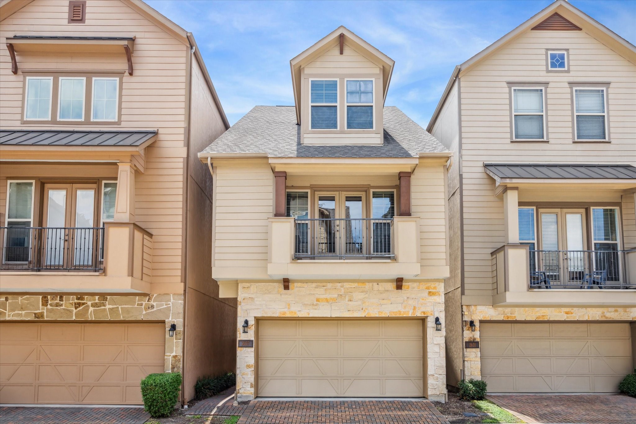 2627 Shady Woods Lane Houston TX 77008