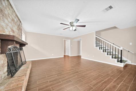 339 Evanston Street Houston TX 77015