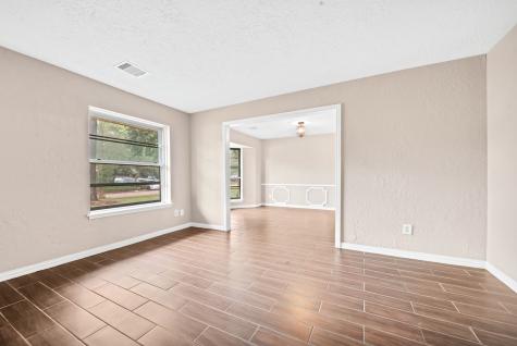 339 Evanston Street Houston TX 77015