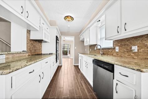 339 Evanston Street Houston TX 77015