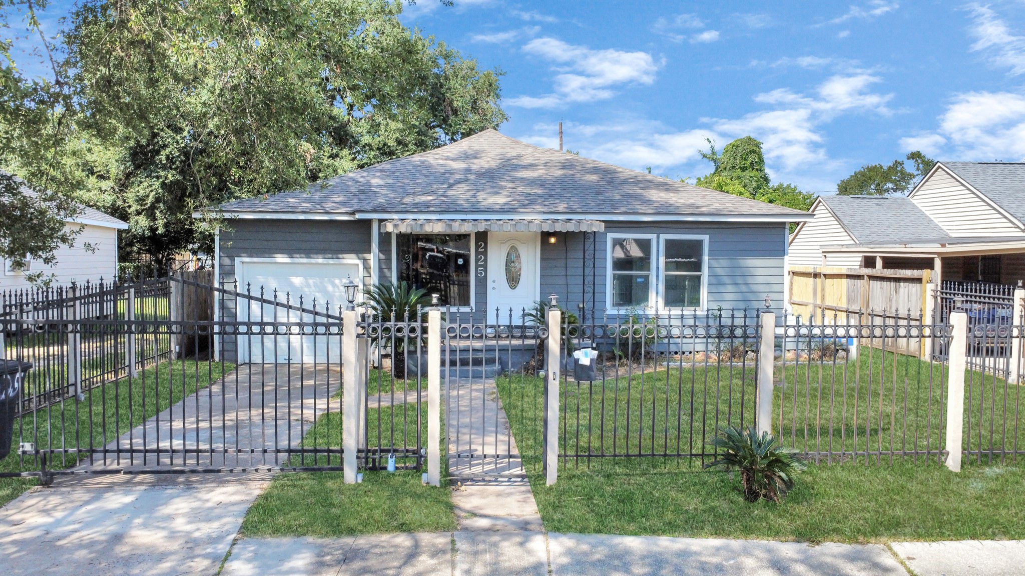 225 N Carolina Street Houston TX 77029