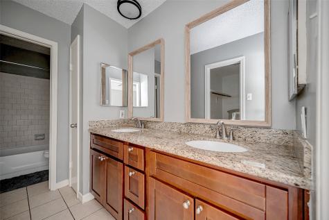 13850 Walnut Hollow Lane Houston TX 77082