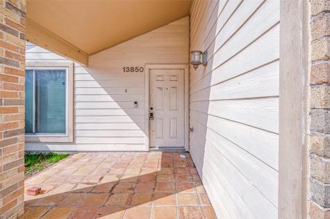 13850 Walnut Hollow Lane Houston TX 77082