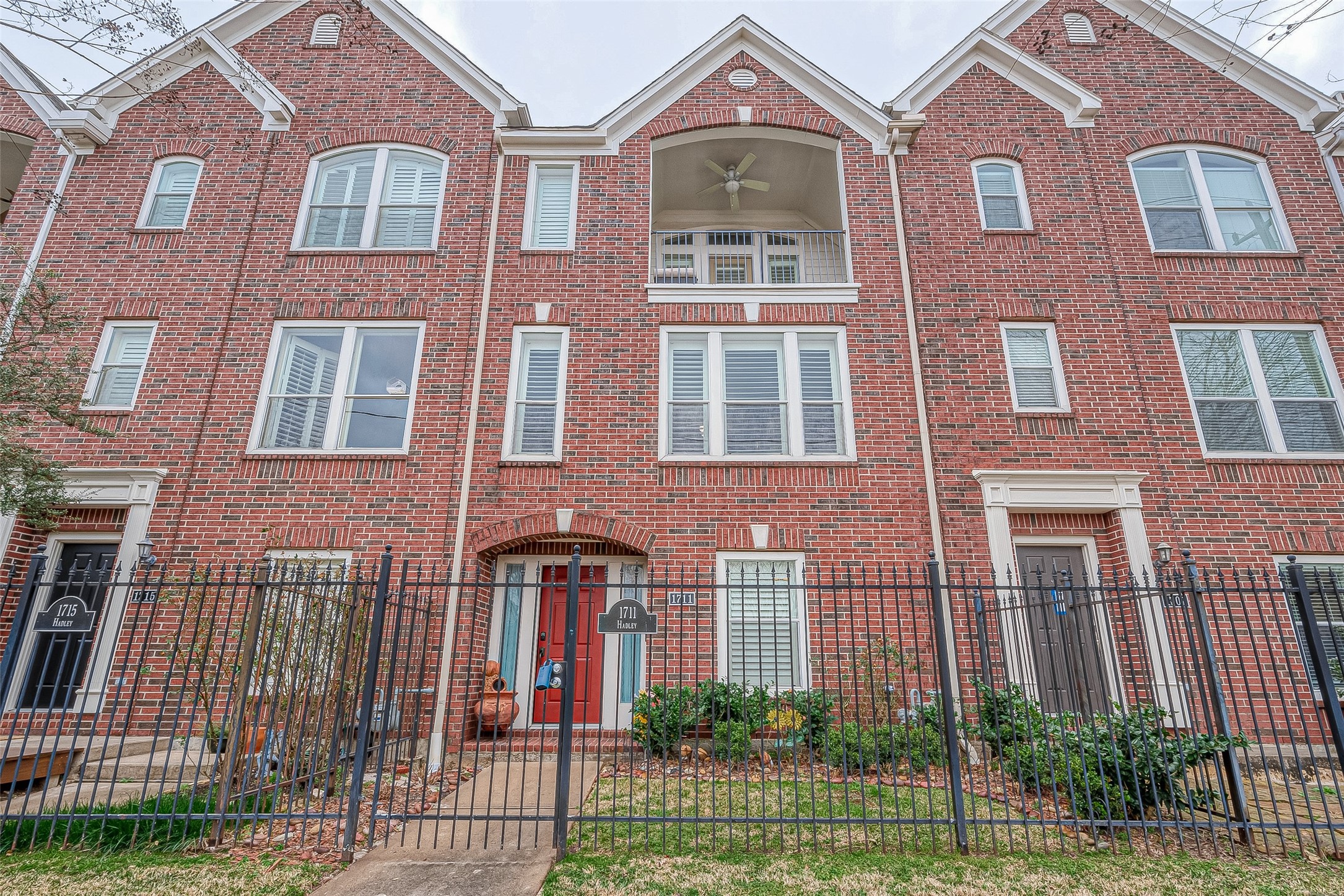 1711 Hadley Street Houston TX 77003