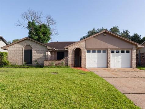 2103 Yorktown Court N League City TX 77573