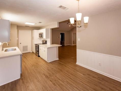 2103 Yorktown Court N League City TX 77573