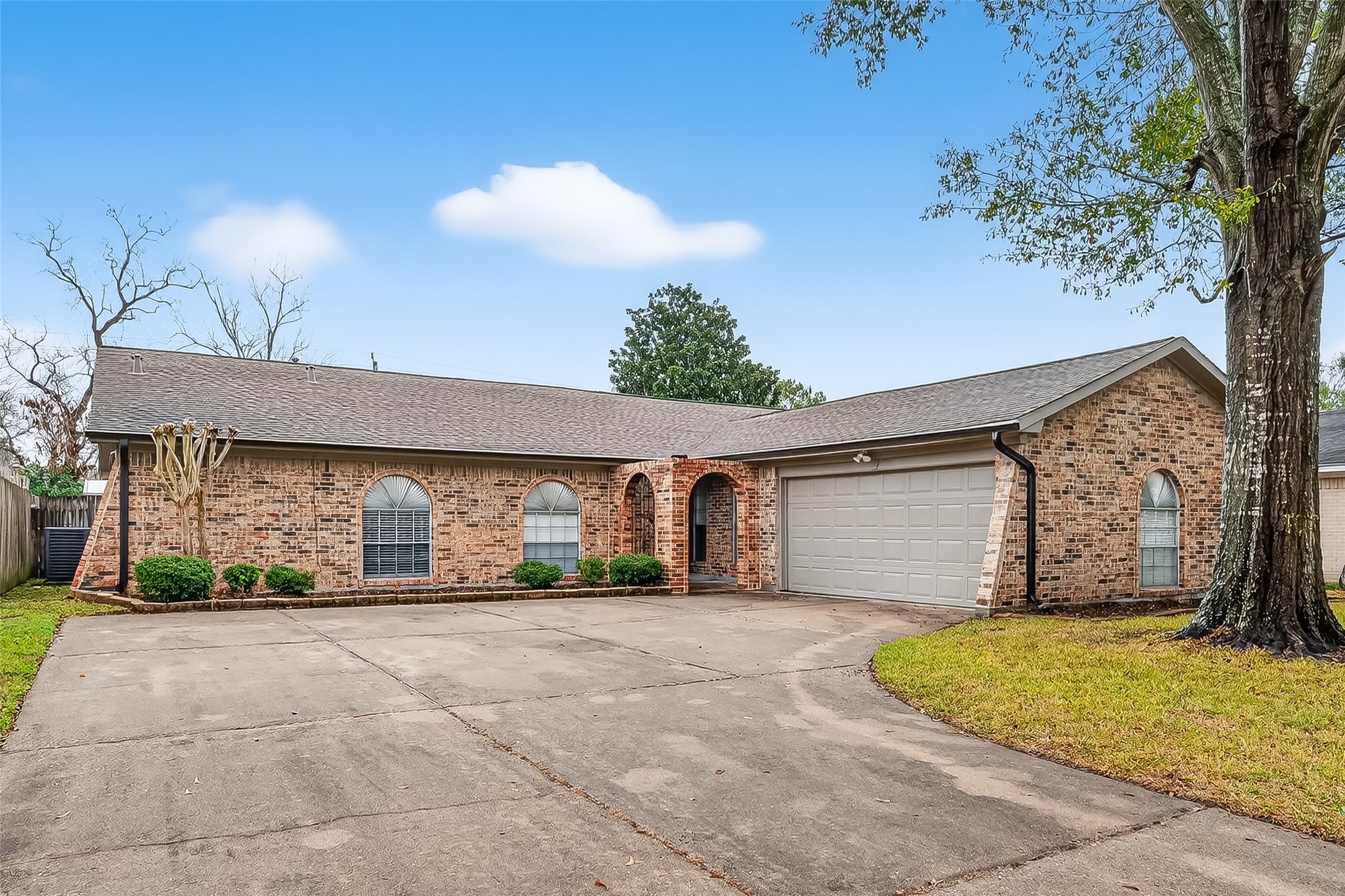 9538 Ravensworth Drive Houston TX 77031