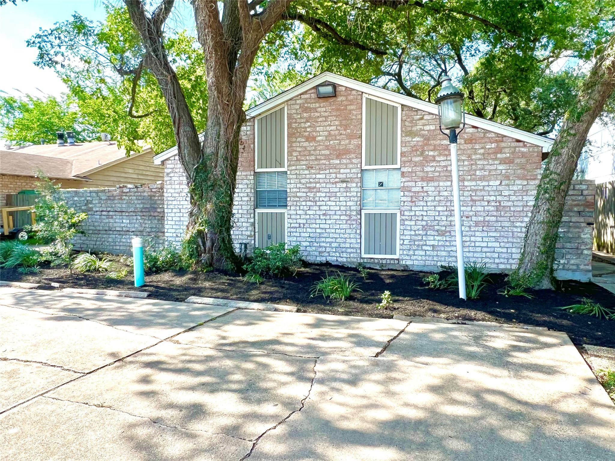 5810 Fairdale Lane Houston TX 77057