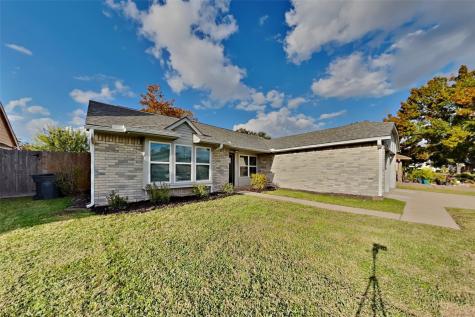 2215 Fountain Drive Sugar Land TX 77478