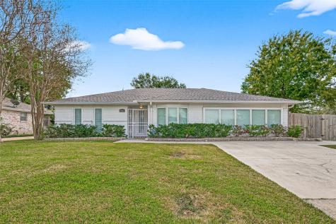 10823 Sandstone Street Houston TX 77072
