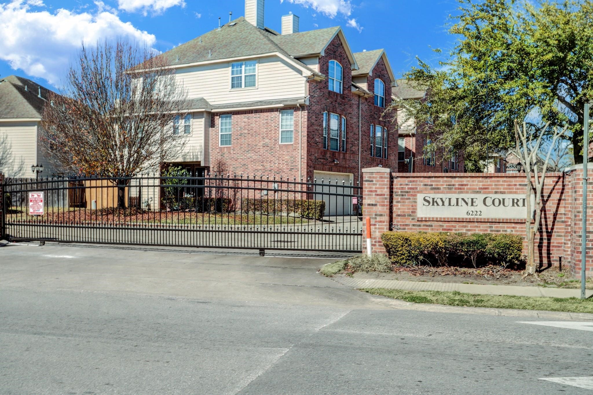 6222 Skyline Drive 24 Houston TX 77057