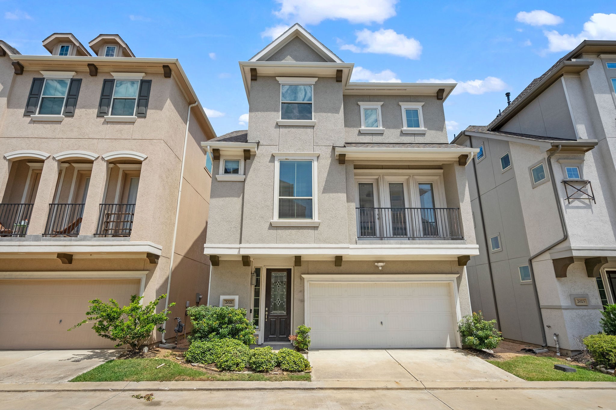 2021 Cambridge Heights Place Houston TX 77045