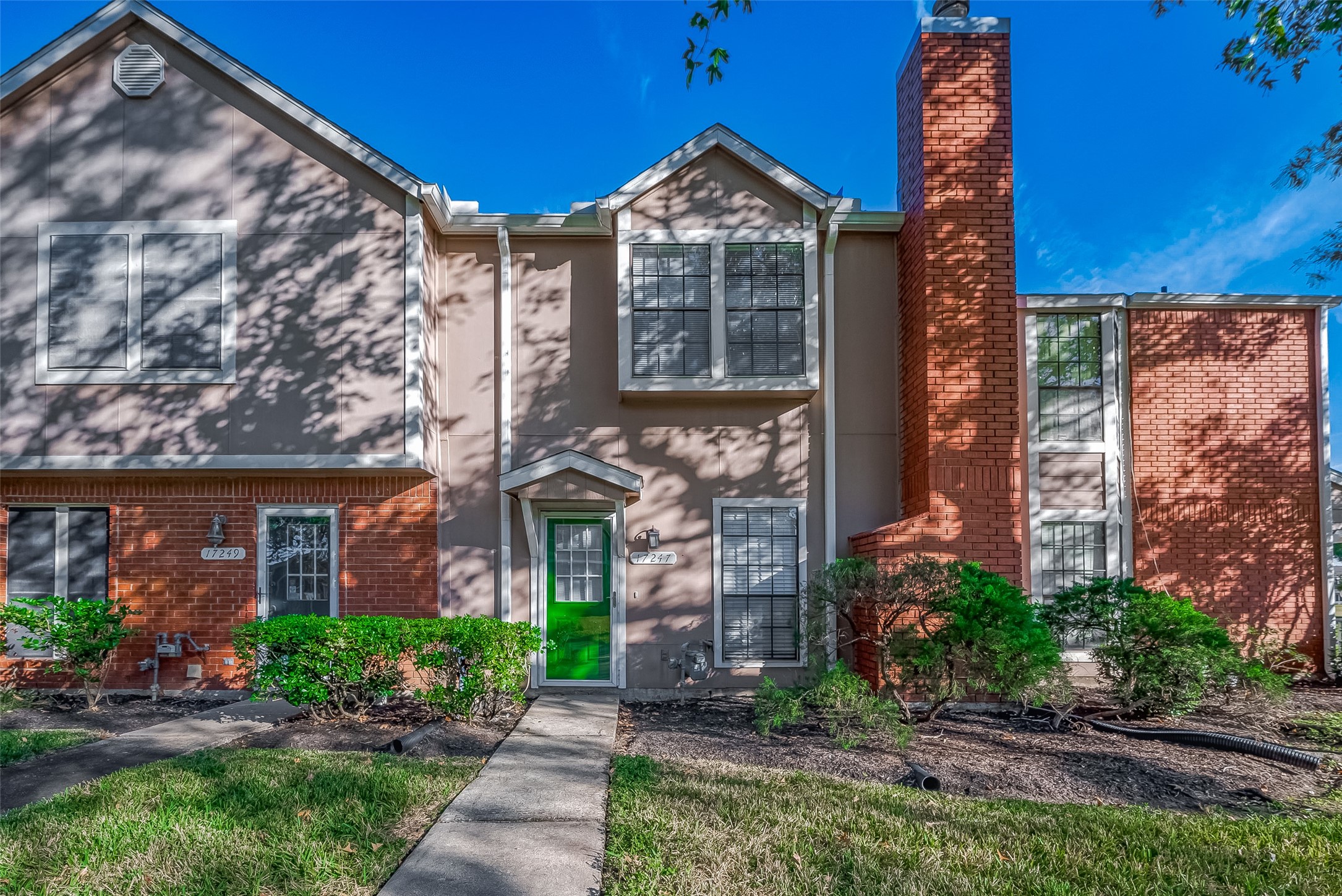 17247 Saturn Lane Houston TX 77058
