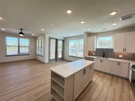 11604 Stonehollow Drive B8.116 Austin TX 78758