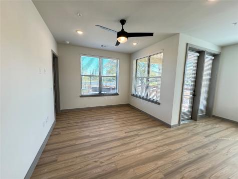 11604 Stonehollow Drive B8.116 Austin TX 78758