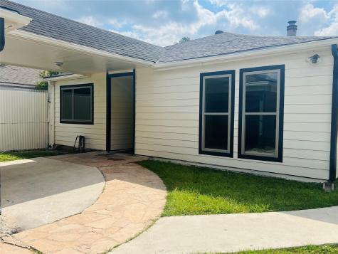 8814 Beau Monde Drive Houston TX 77099