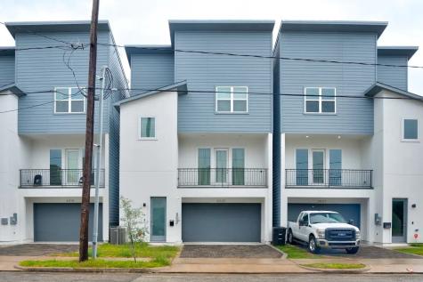 2923 Baer Street Houston TX 77020