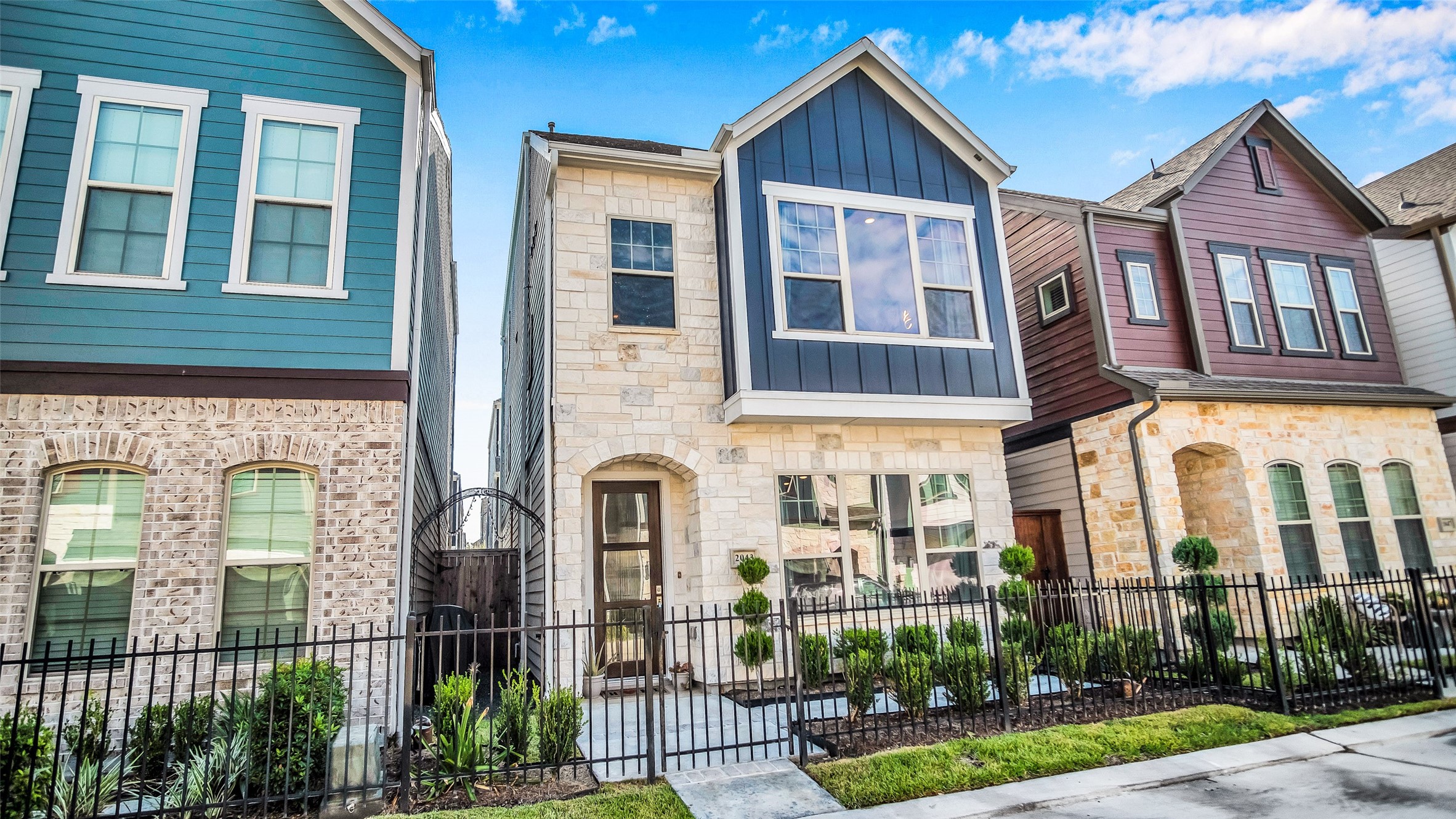 2043 Jadeite Trace Houston TX 77077