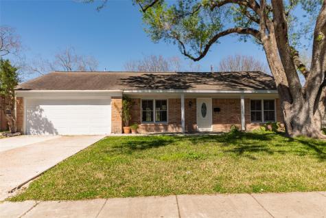 5610 Ludington Drive Houston TX 77035