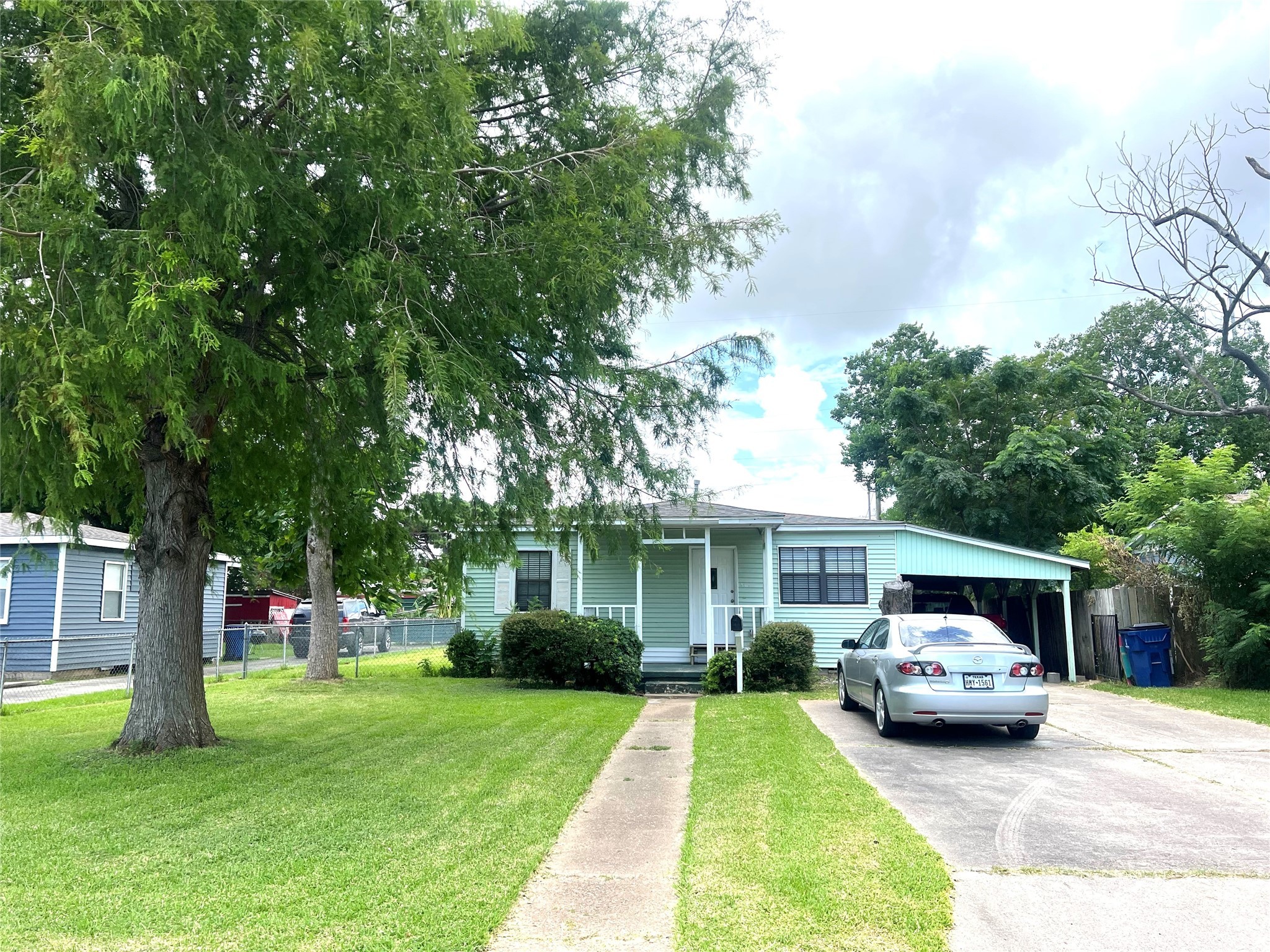 1101 12th 1/2 Street N Texas City TX 77590