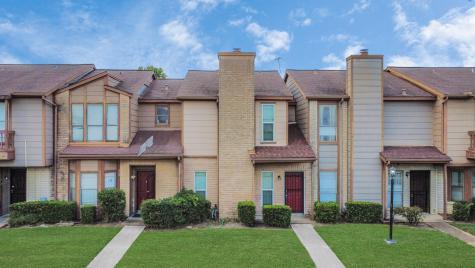 12500 Brookglade Circle 158 Houston TX 77099