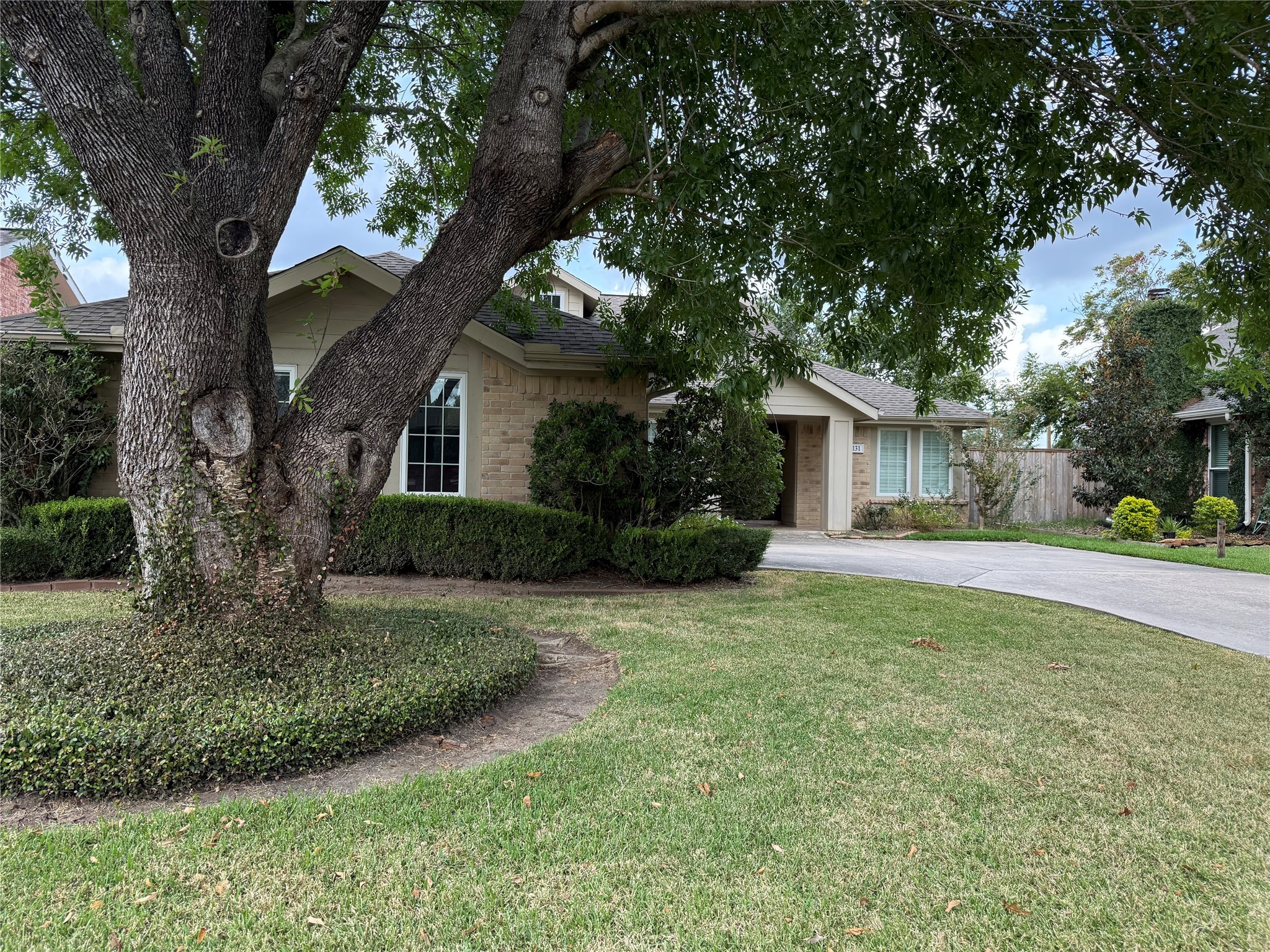 2131 Greencove Lane Sugar Land TX 77479