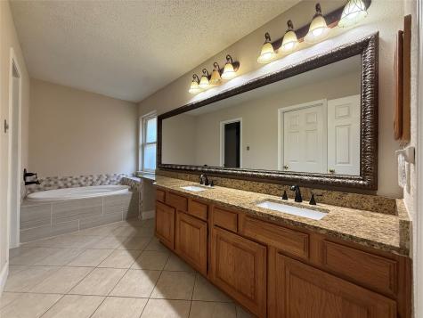 2131 Greencove Lane Sugar Land TX 77479