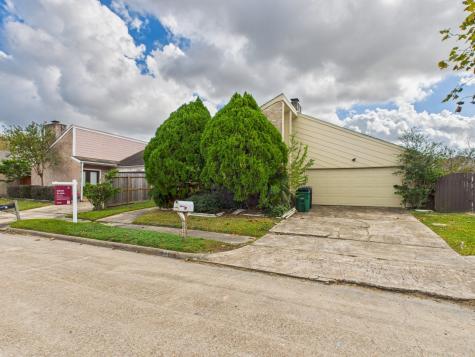 7611 Hopewell Lane Houston TX 77071