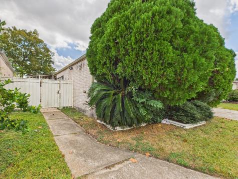 7611 Hopewell Lane Houston TX 77071