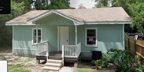 695 Grimes Avenue Silsbee TX 77656