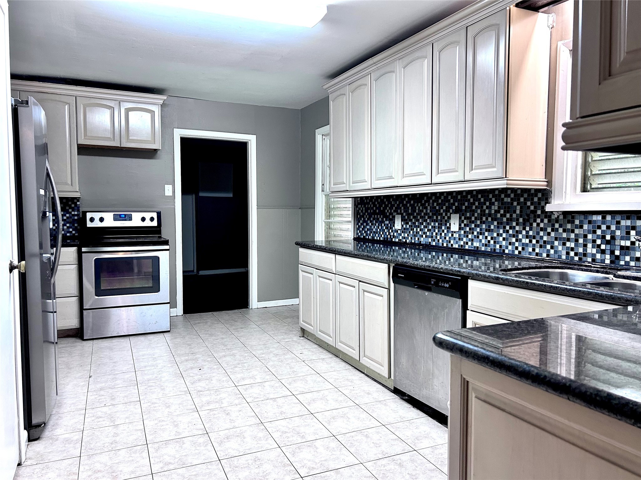 6221 Sapphire Court Texas City TX 77591