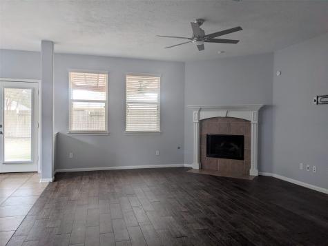 7701 Quiet Trace Lane Pearland TX 77581