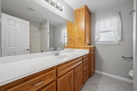 460 W Houston Street Highlands TX 77562
