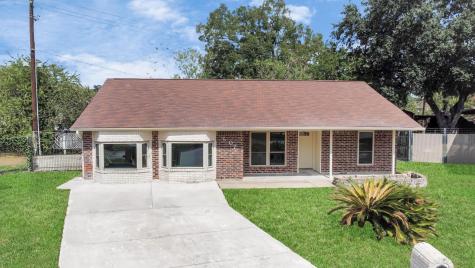 507 Woodhurst Street Houston TX 77013