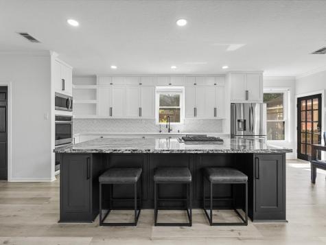 1223 Hawkhill Drive Friendswood TX 77546