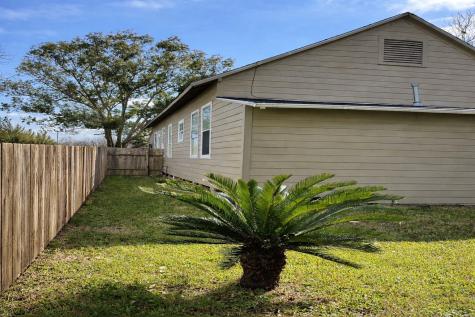 504 Green Street Baytown TX 77520
