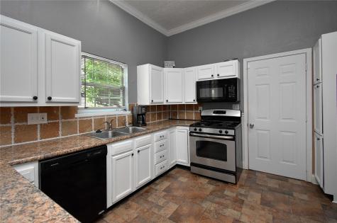504 Green Street Baytown TX 77520
